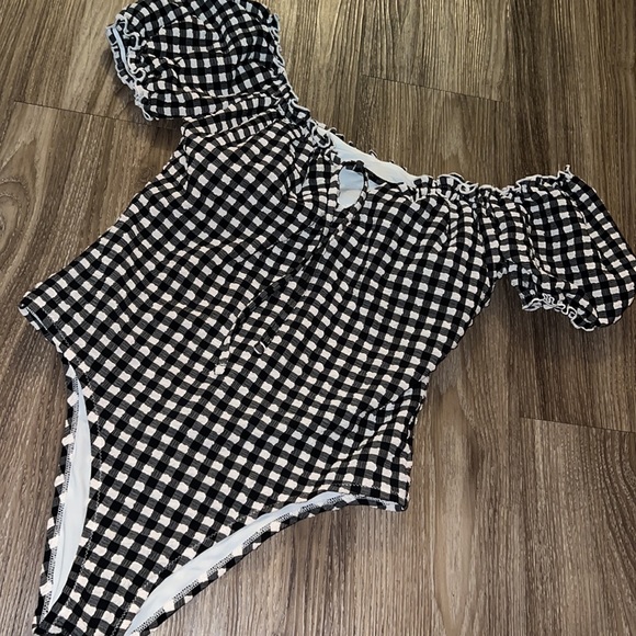 Aerie gingham one piece - Picture 3 of 6